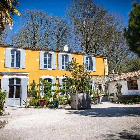 D'hotes La Borderie Du Go Pres De La Rochelle - Nocleg ze śniadaniem