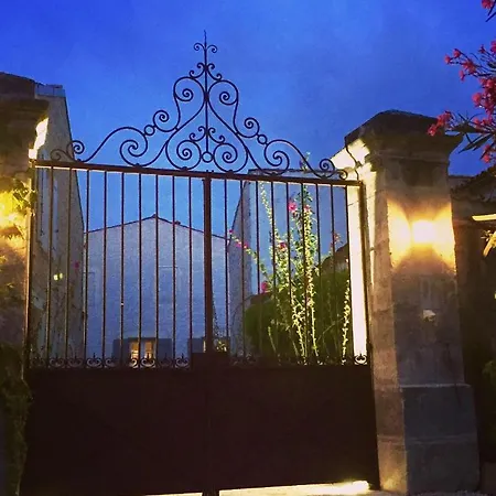 D'hotes La Borderie Du Go Pres De La Rochelle - 4*