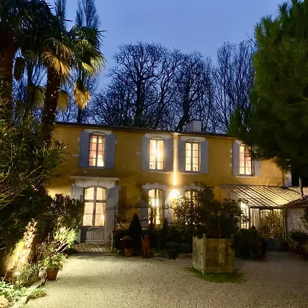 D'hotes La Borderie Du Go Pres De La Rochelle - 4*