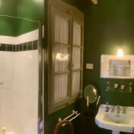 D'hotes La Borderie Du Go Pres De La Rochelle - Bed & Breakfast 4*