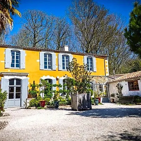 D'hotes La Borderie Du Go Pres De La Rochelle -